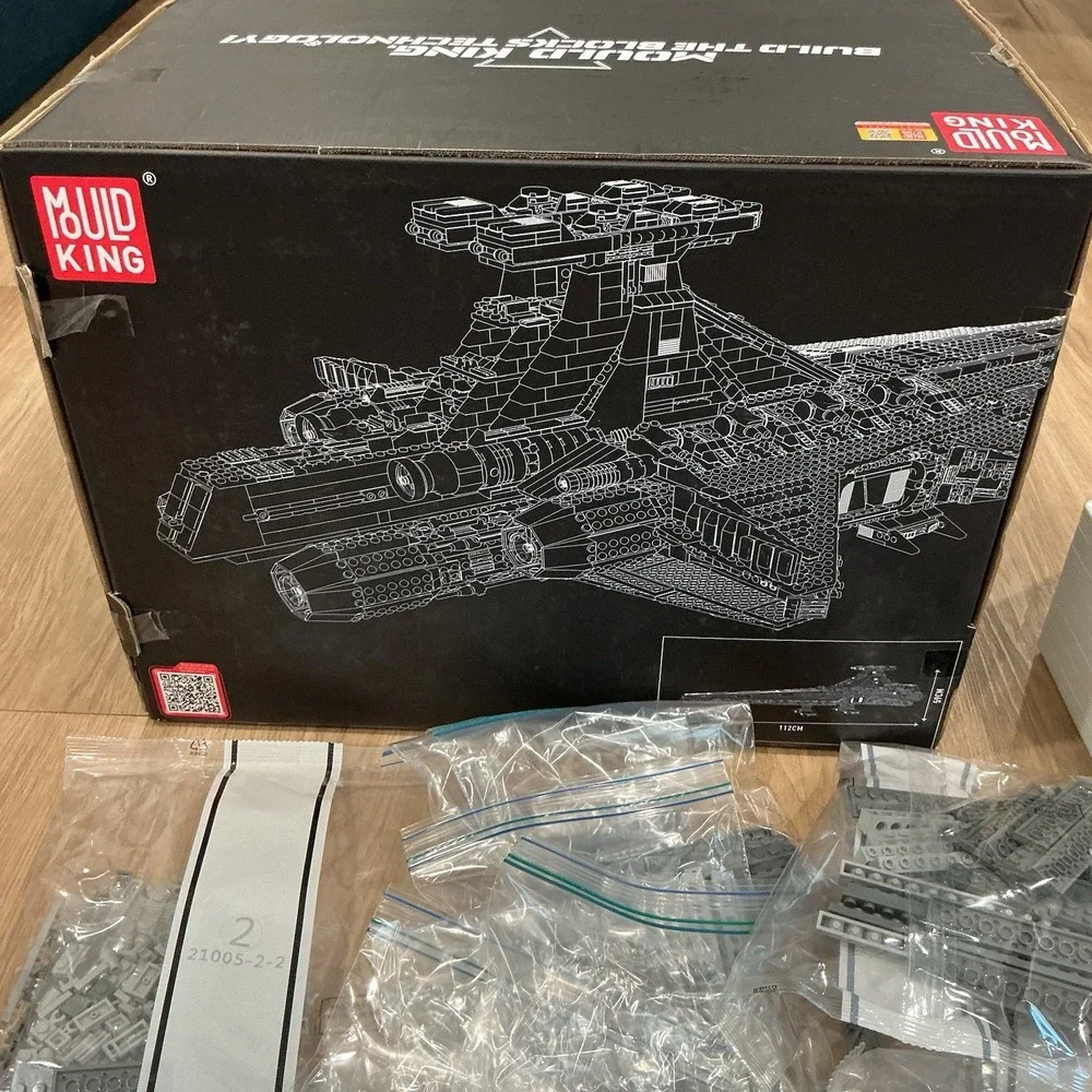 Mould King Republic Attack Cruiser Star Spaceship Building Blocks 21005